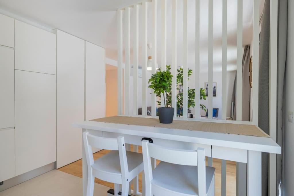 Campolide 2 Bedroom Delight By Innkeeper Lisabona Exterior foto